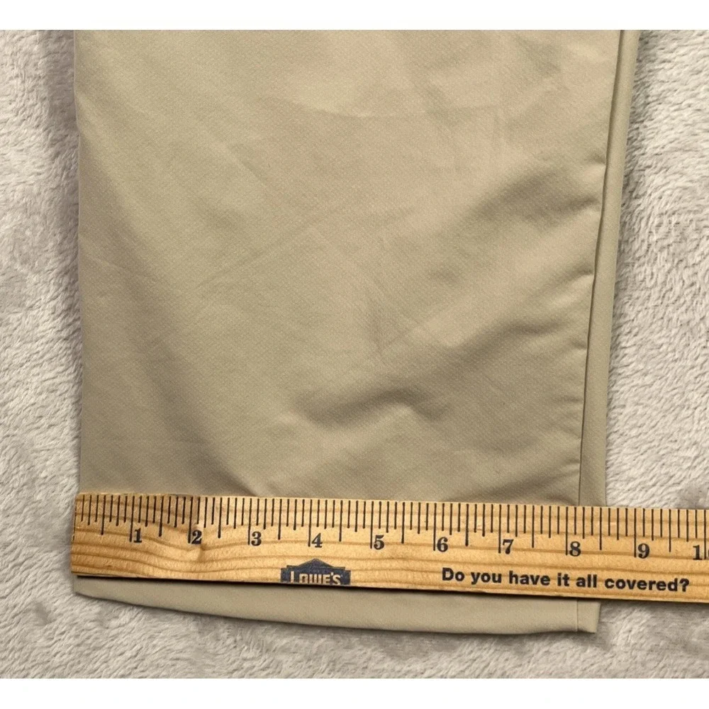 Under Armour Men's Golf Pants 38x30 Performance Beige Tan Straight Chino Khaki‎
